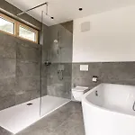 Moritz- Fine Living 5* נאודרס
