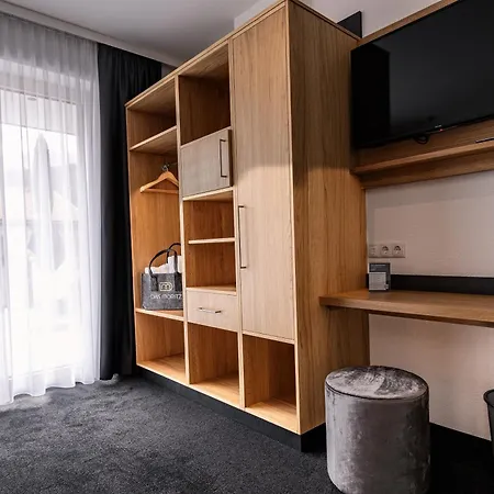 Moritz- Fine Living Nauders