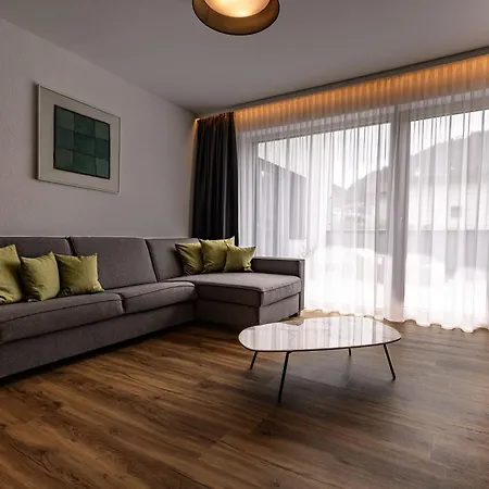 Moritz- Fine Living Nauders