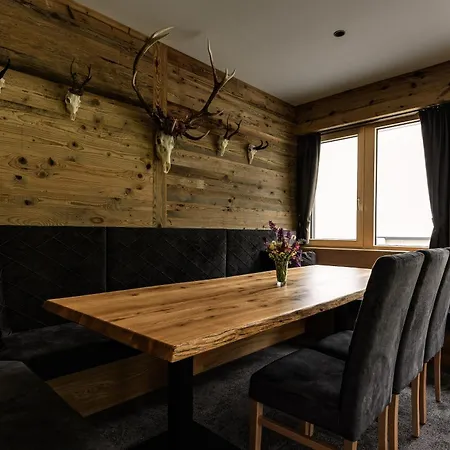 Aparthotel Moritz- Fine Living *