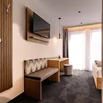Ξενοδοχείο με διαμερίσματα Moritz- Fine Living