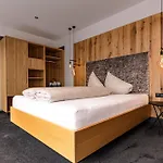 Moritz- Fine Living Ξενοδοχείο με διαμερίσματα Nauders